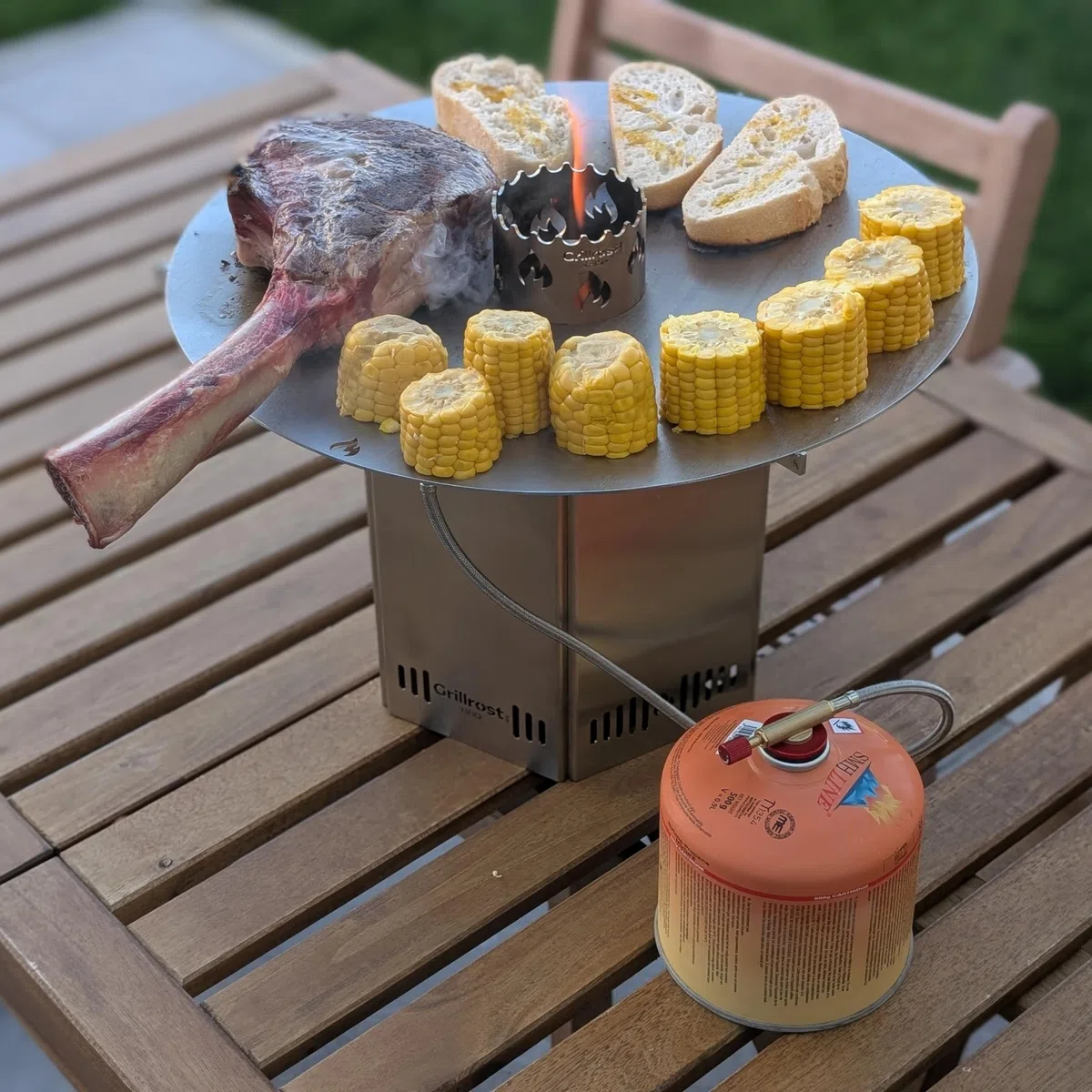 Camping-Feuerplatte aus Edelstahl steckbar - Original Grillrost.com