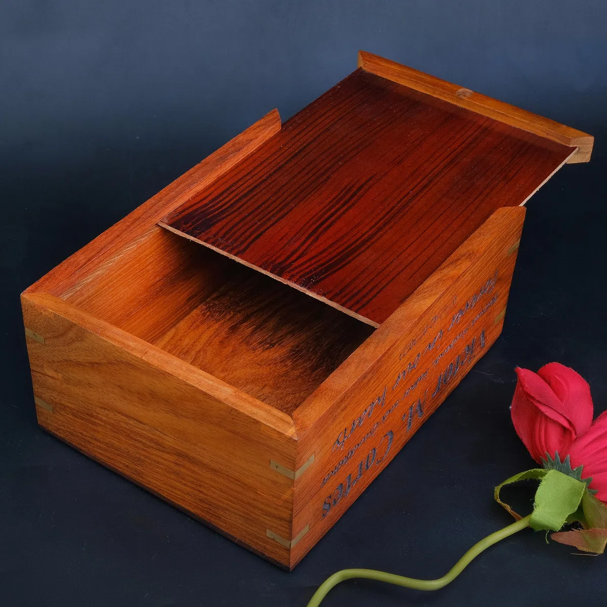Personalisierte Urnen für Menschen und Haustiere, hölzerne, gravurierte Feuerbestattungsurnen – Erinnerungsbox, Gedenkurne oder Schatulle (Holzgravur, klein – 16,5 cm)