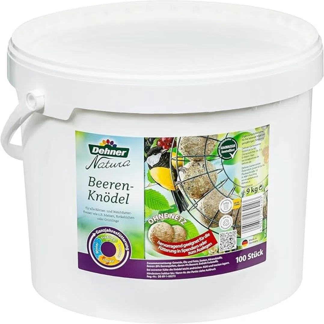 Dehner Natura Premium Meisenknödel ohne Netz, Beerenknödel, ganzjähriges Wildvogelfutter proteinreich / energiereich, im Eimer, 100 Stück je 90 g (9 kg)