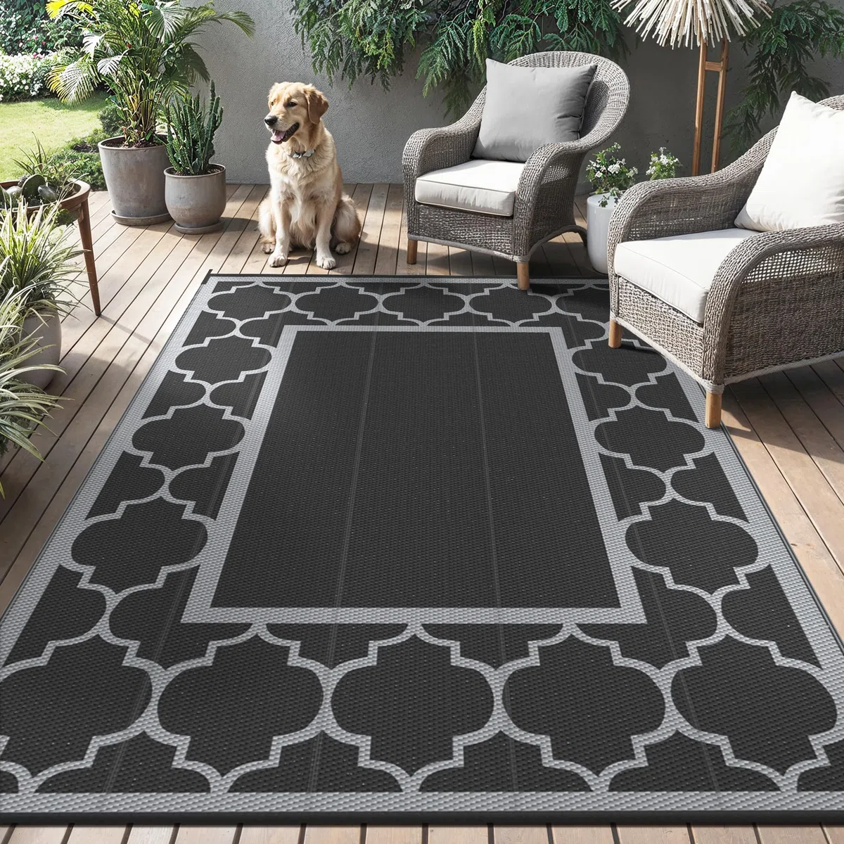 GENIMO Outdoor Teppich Wetterfest 120 x 180 cm, Balkonteppich Wasserfest für Terrasse, Gartenteppich Beidseitig Kunststoff, Aussenteppich in 5 Größen, Schwarz & Grau Morocco Spalier