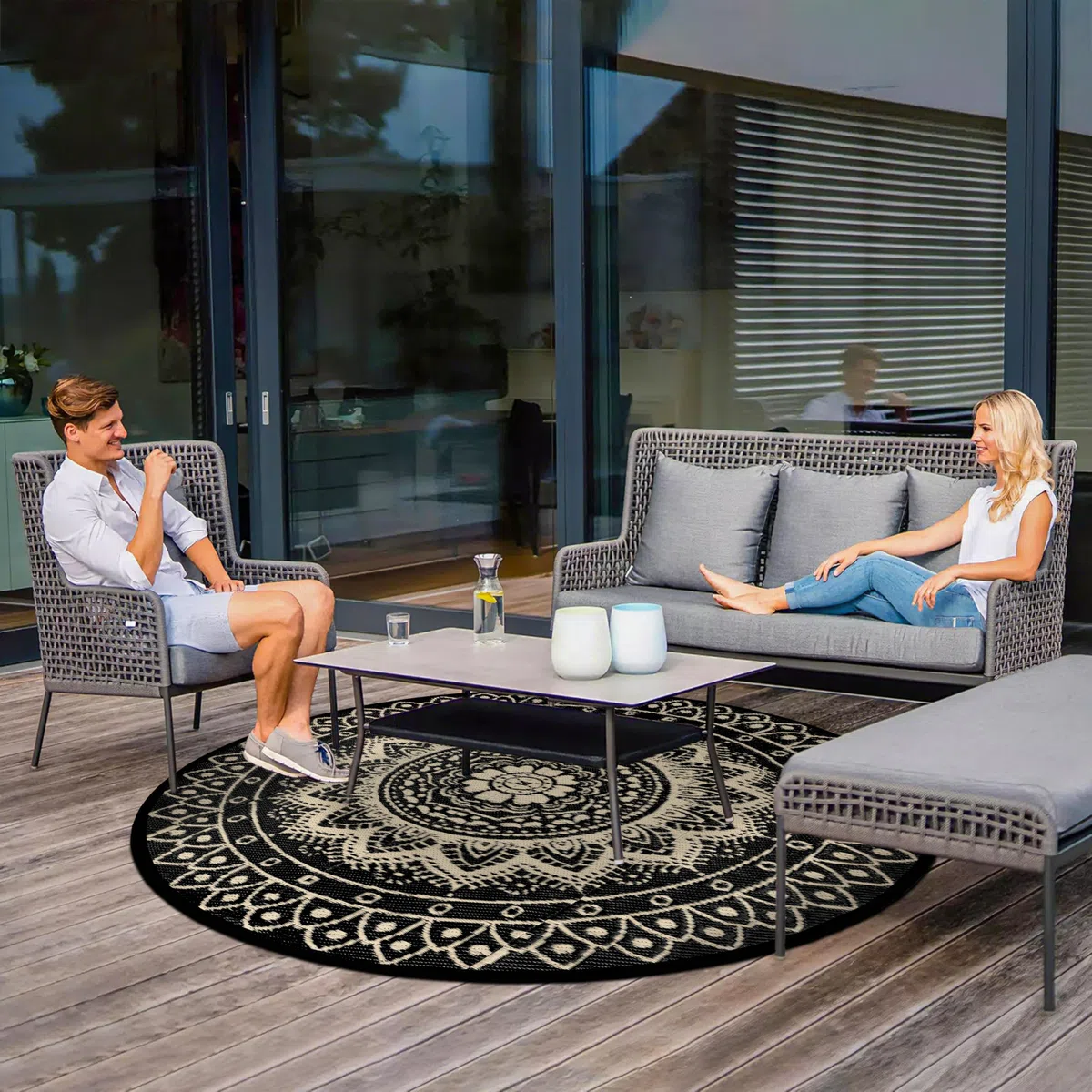 Outdoor Teppich Rund Wetterfest Wendbarer Außenteppich Kunststoff Bodenmatte Terrassenteppich Picknickdecke UV-beständige Teppich für RV Camping BBQ Patio Deck Balkon Strand, 180cm Schwarz/Braun